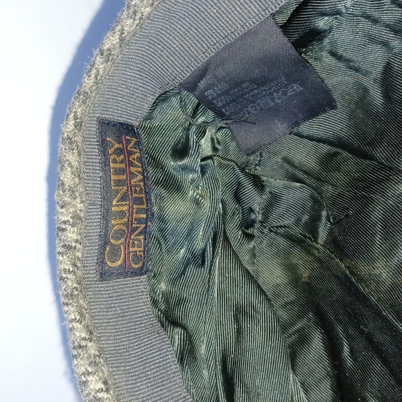 Flat cap wool hat Gray Houndstooth Pattern made by Country Gentleman listing # 1 - Picture 12 of 16